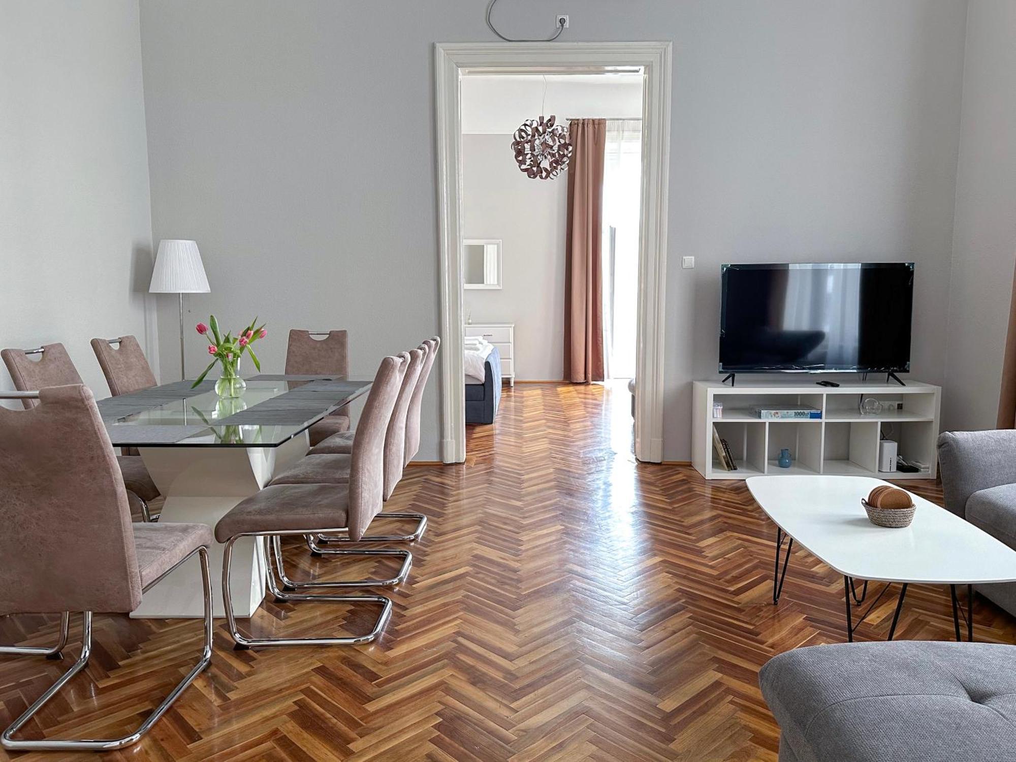 Sunny Castle Apartment Budapest Esterno foto